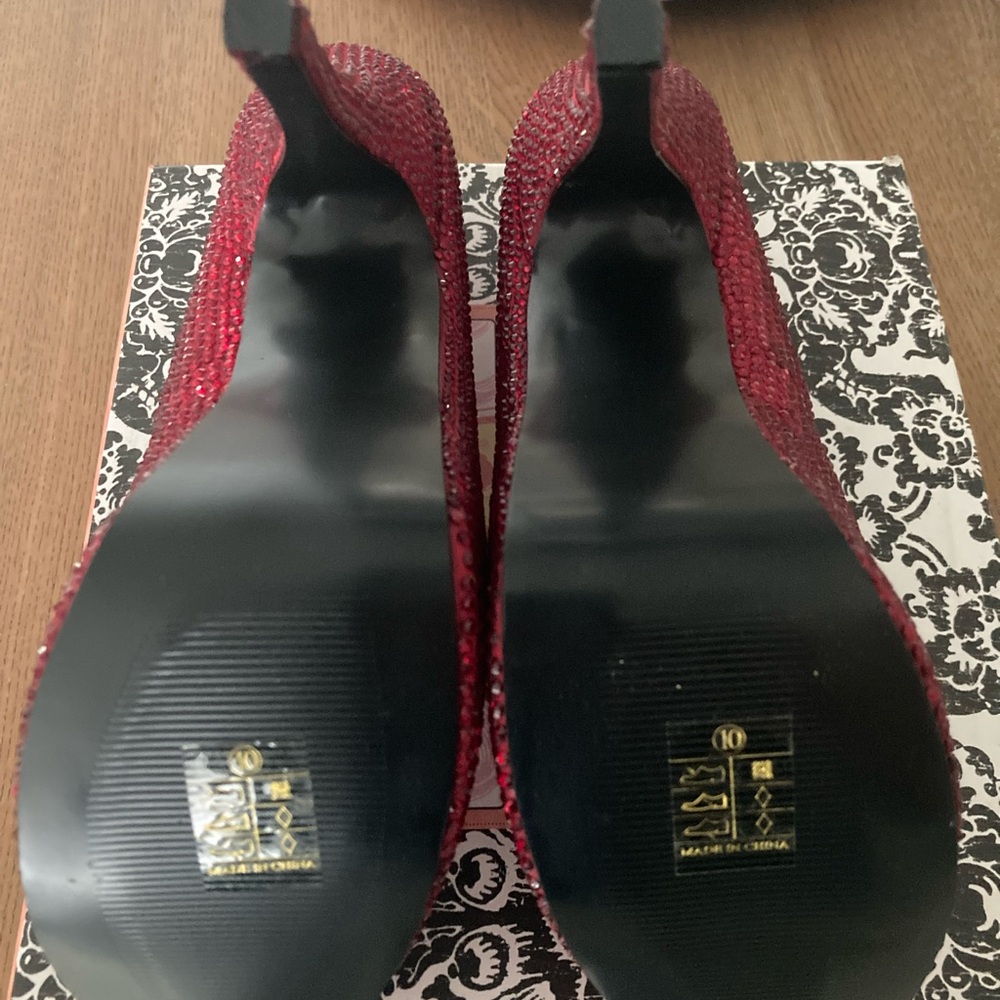 Bordello Glittering Ruby Heels - Picture 3 of 4
